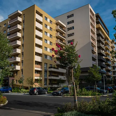 Jad - Urban Plaza - Luxury 3 Rooms & 2 Rooms Apartments Braşov Exterior foto