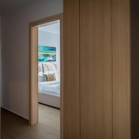 Jad - Urban Plaza - Luxury 3 Rooms & 2 Rooms Apartments Braşov Exterior foto
