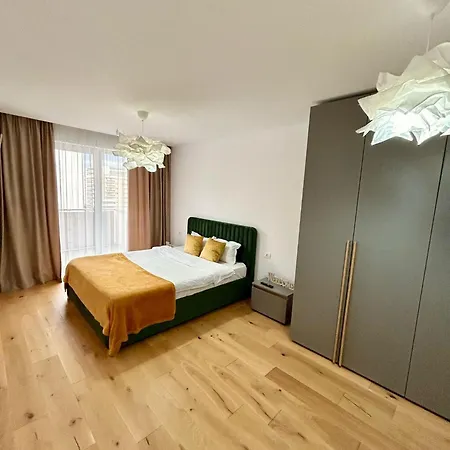 Jad - Urban Plaza - Luxury 3 Rooms & 2 Rooms Apartments Braşov Exterior foto