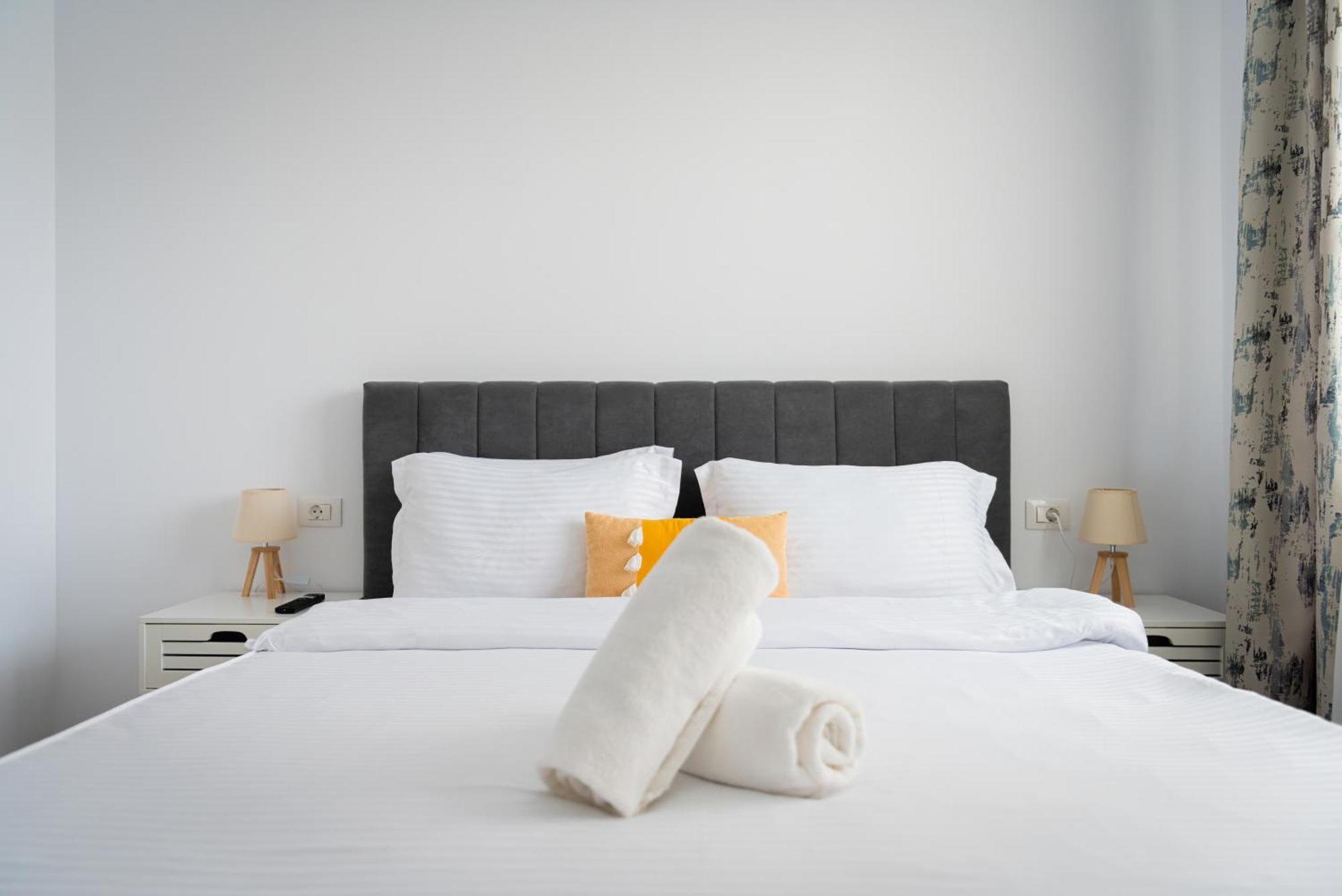 Jad - Urban Plaza - Luxury 3 Rooms & 2 Rooms Apartments Braşov