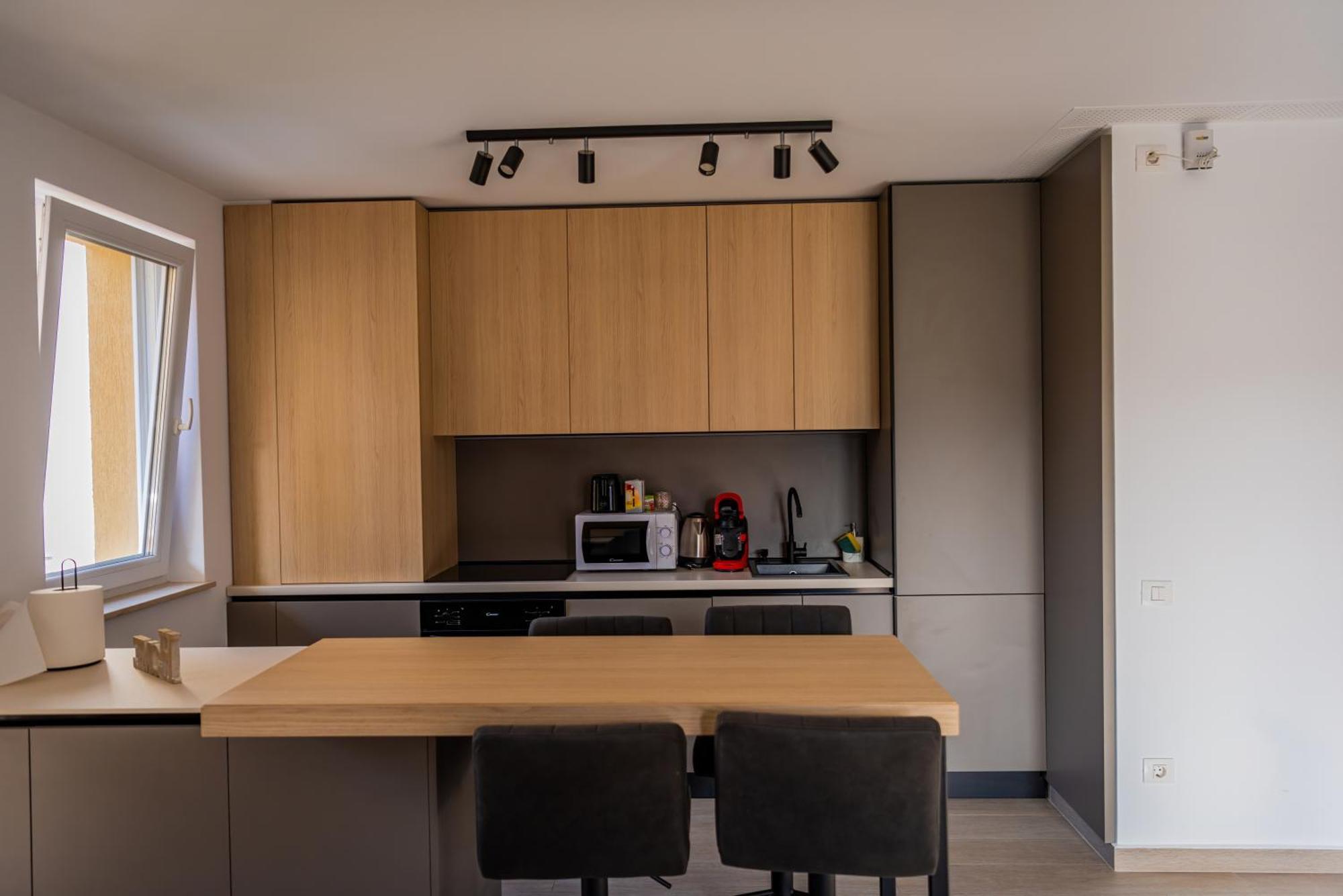 Appartement Jad - Urban Plaza - Luxury 3 Rooms & 2 Rooms Apartments Braşov