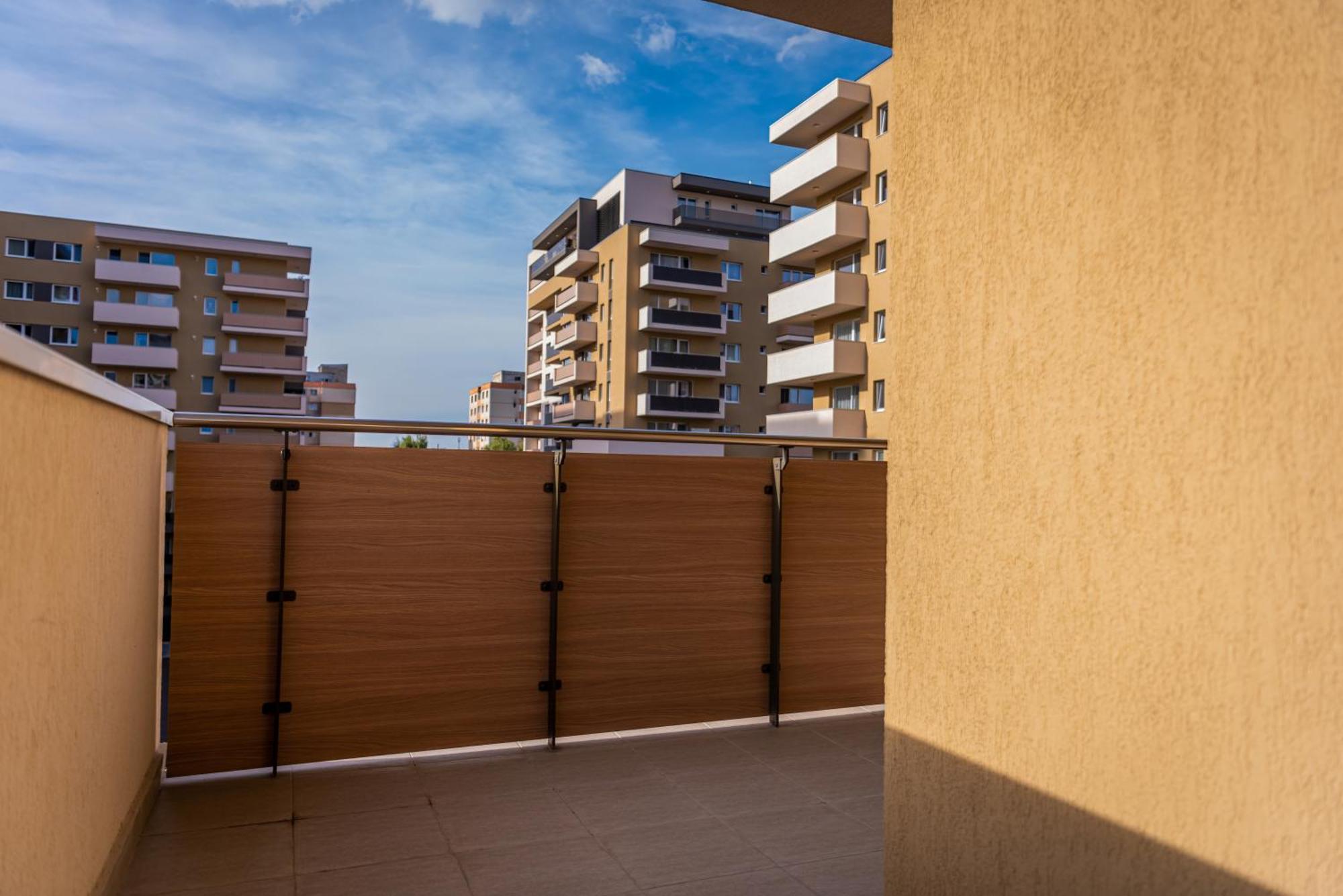 Jad - Urban Plaza - Luxury 3 Rooms & 2 Rooms Apartments Braşov