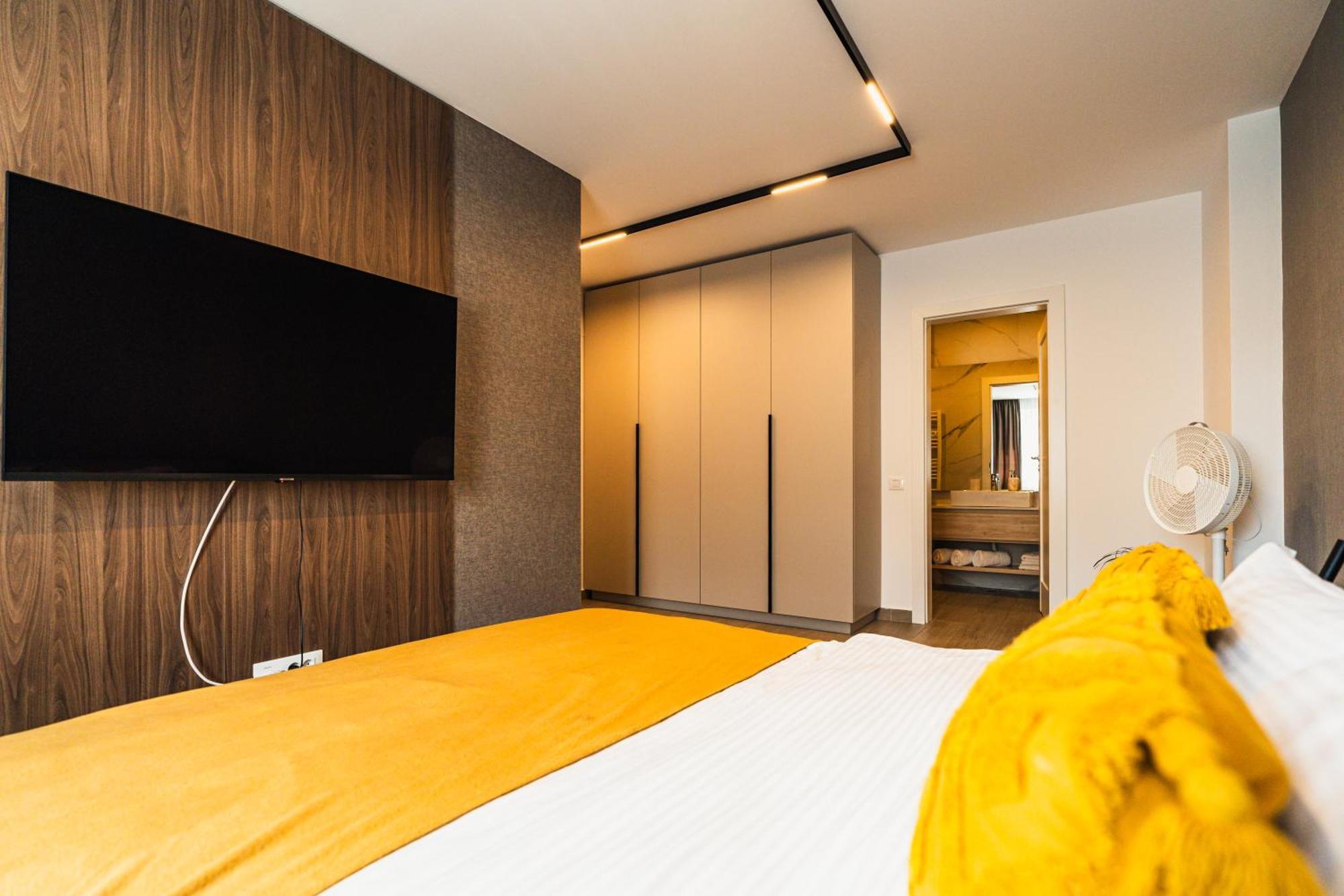 Appartement Jad - Urban Plaza - Luxury 3 Rooms & 2 Rooms Apartments Braşov