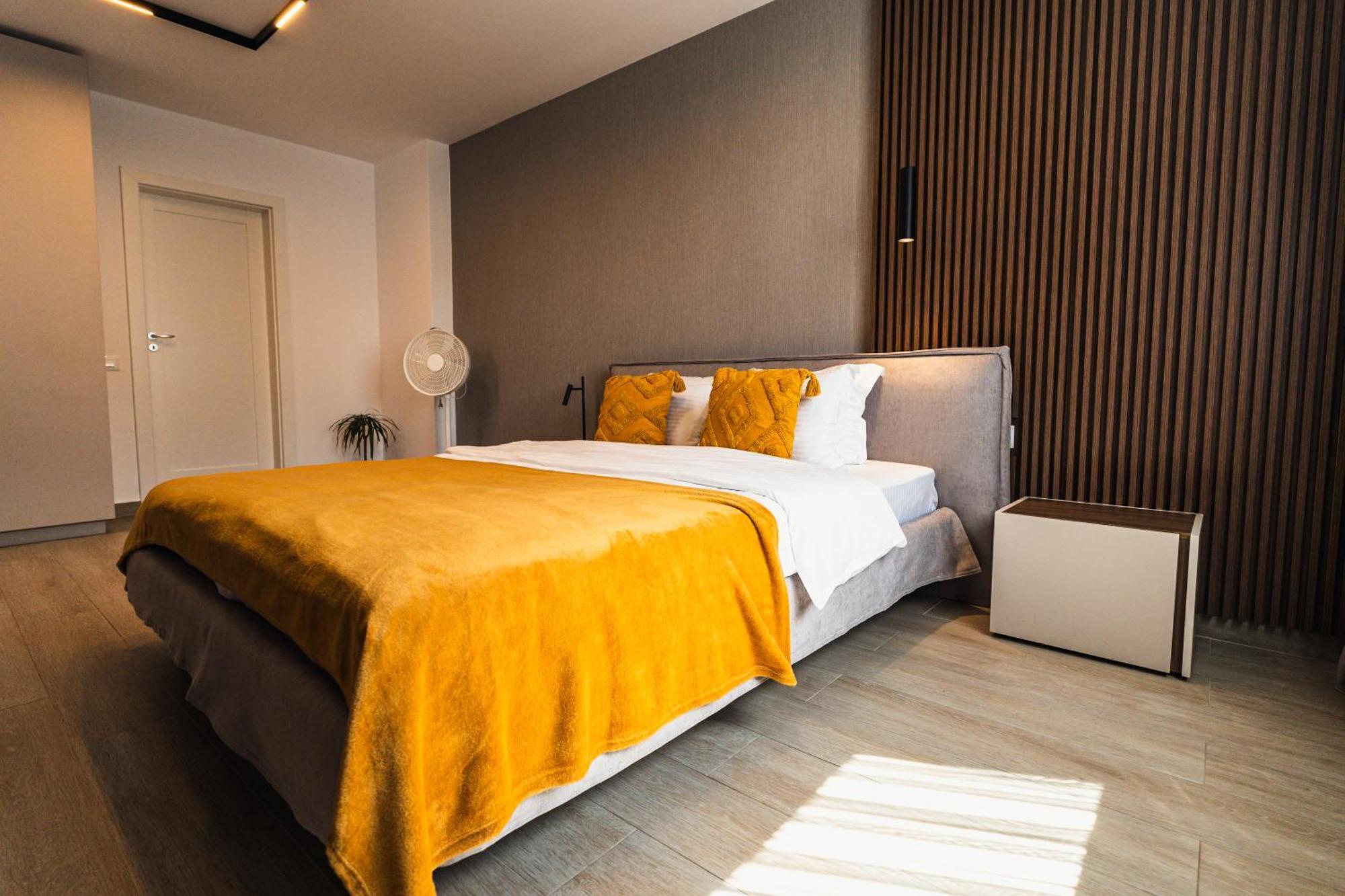 Jad - Urban Plaza - Luxury 3 Rooms & 2 Rooms Apartments * Braşov