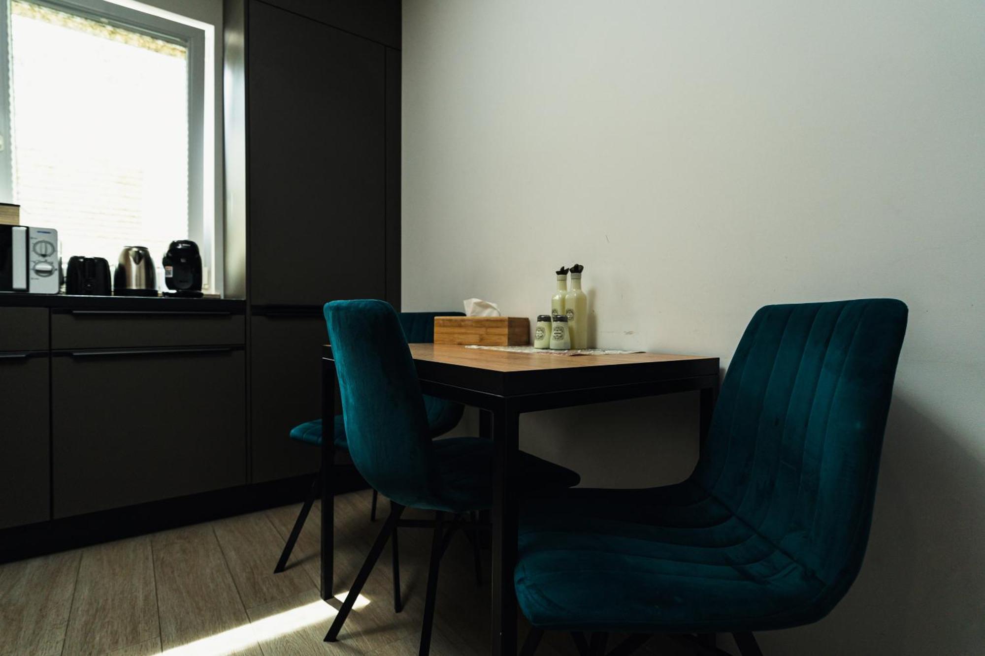 Jad - Urban Plaza - Luxury 3 Rooms & 2 Rooms Apartments * Braşov