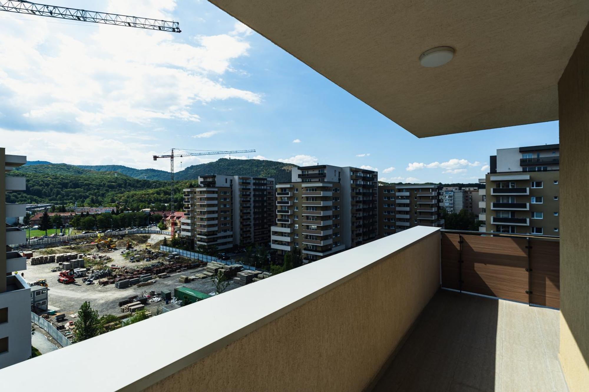 Jad - Urban Plaza - Luxury 3 Rooms & 2 Rooms Apartments Braşov