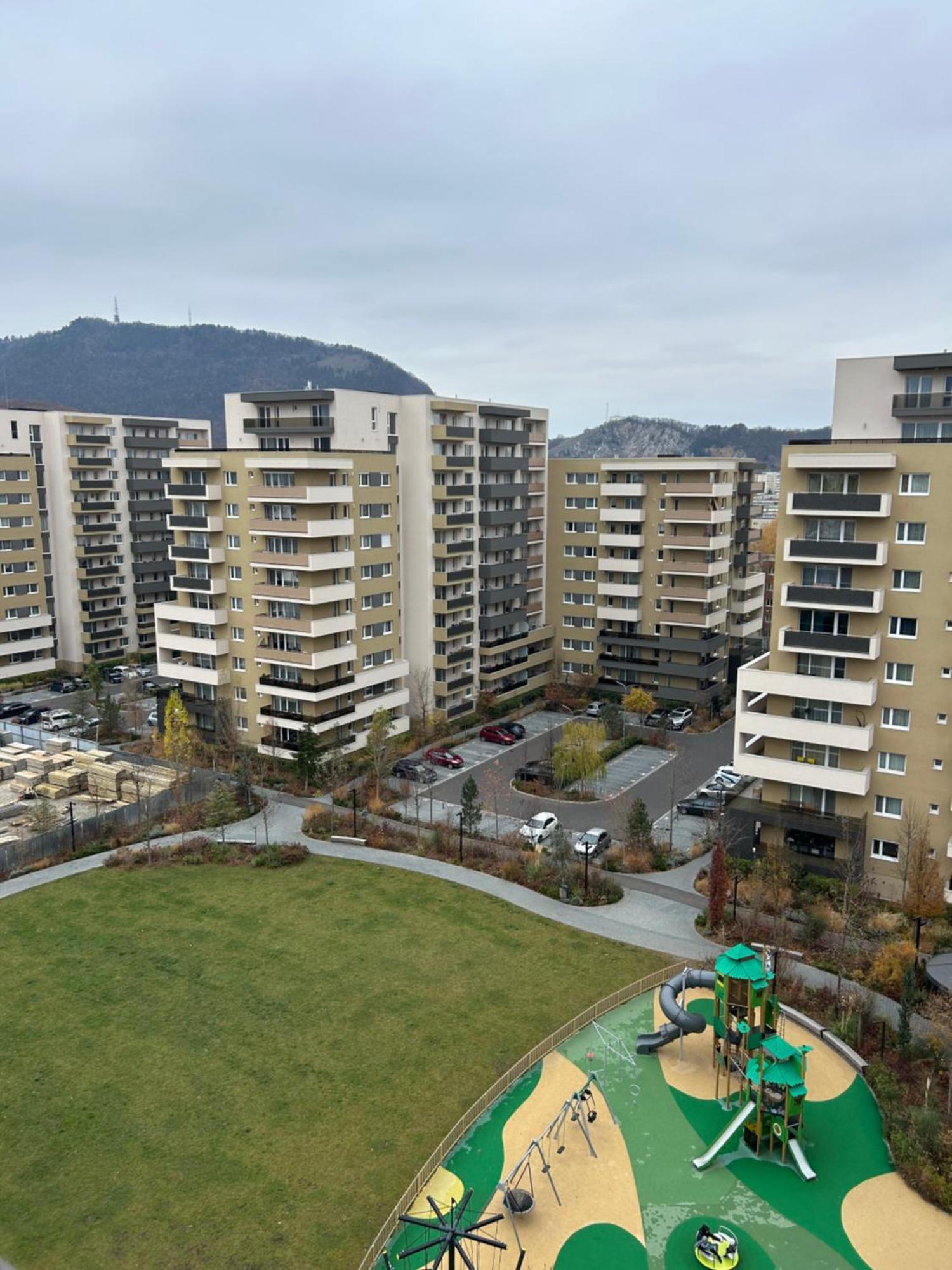 Jad - Urban Plaza - Luxury 3 Rooms & 2 Rooms Apartments Appartement Braşov